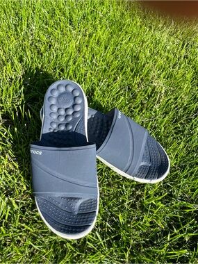 Crocs Women’s Navy Slide Sandals